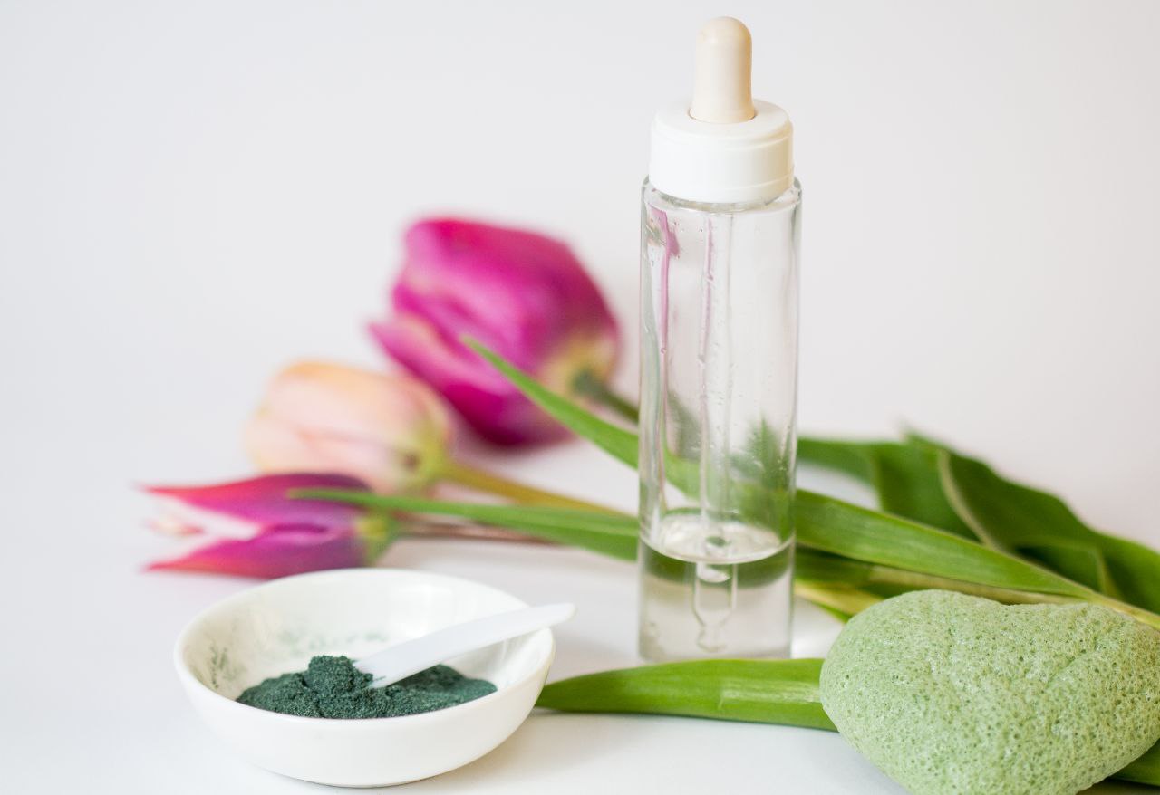Botanical facial treatment
