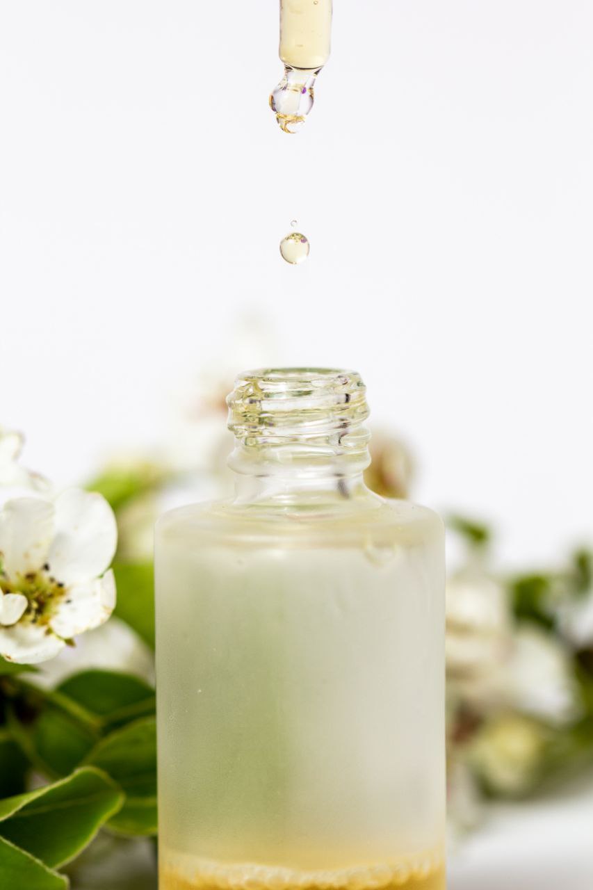 Botanical facial treatment